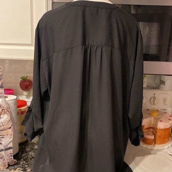 C Covington solid black long roll tab sleeve button front plus size 3X.  EUC - Picture 3 of 4